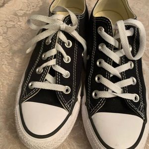 Converse black Chuck Taylor low top